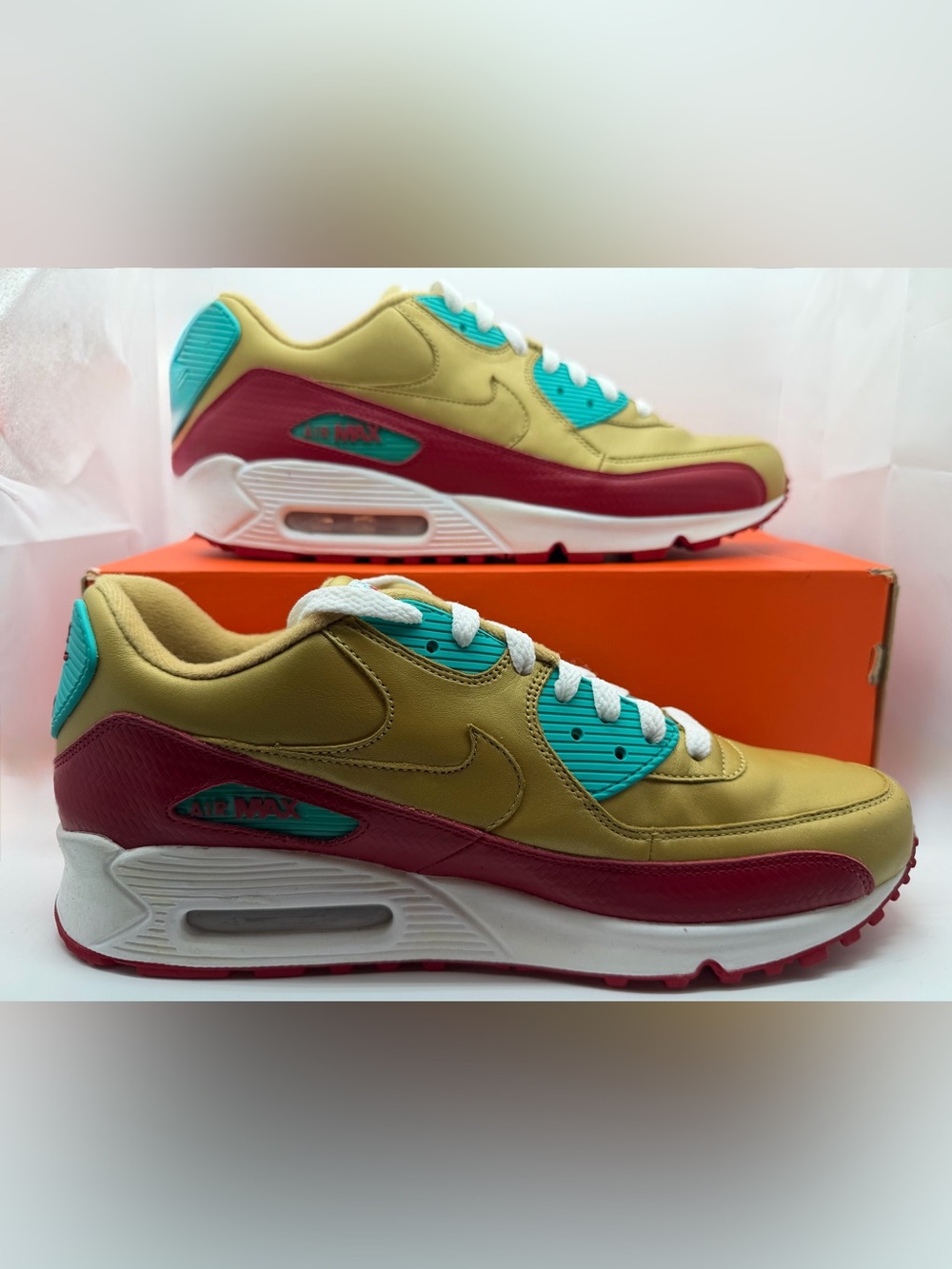 Nike Air Max 90 woman’s size 12